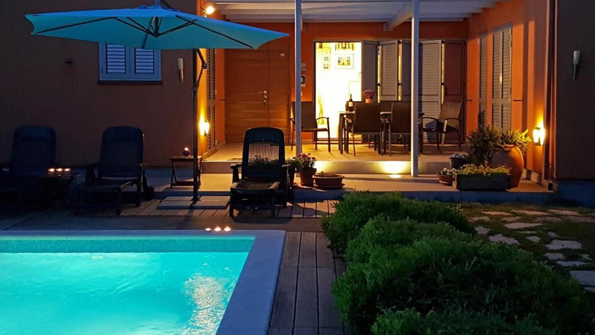 Villa Emili In Medulin - Haus Fuer 4-5 Personen Exteriér fotografie