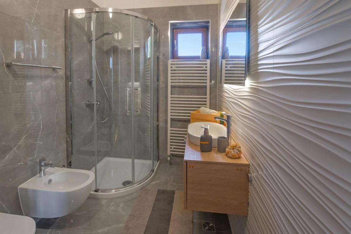 Villa Emili In Medulin - Haus Fuer 4-5 Personen Exteriér fotografie